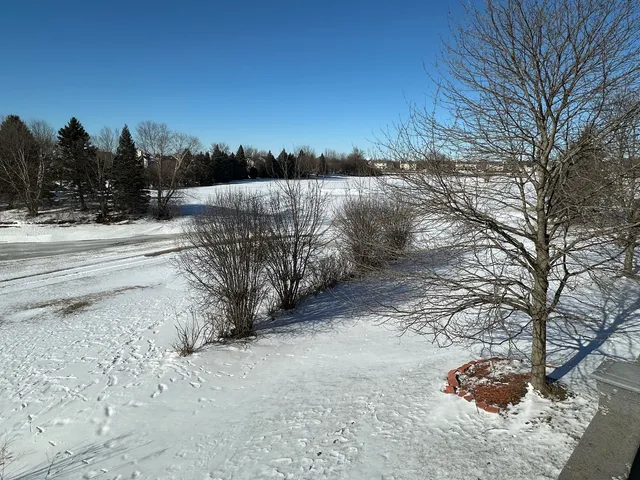 $409,900 | 610 Golfers Lane, Bartlett, IL 60103