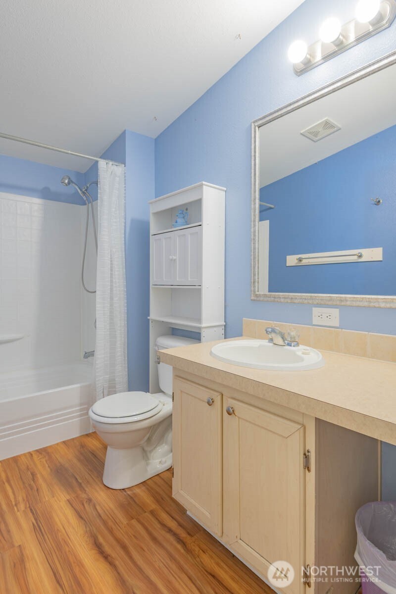 239 Robinson Road Port Angeles, WA 98362 - Photo 9 of 40