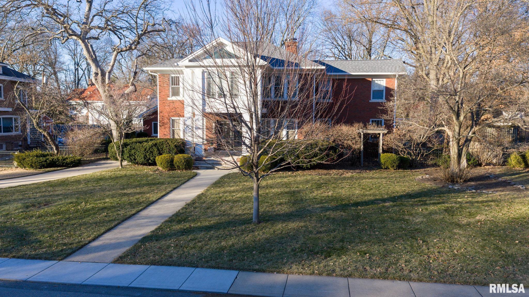 1037 Woodland Avenue Springfield, IL 62704 - Photo 2 of 89