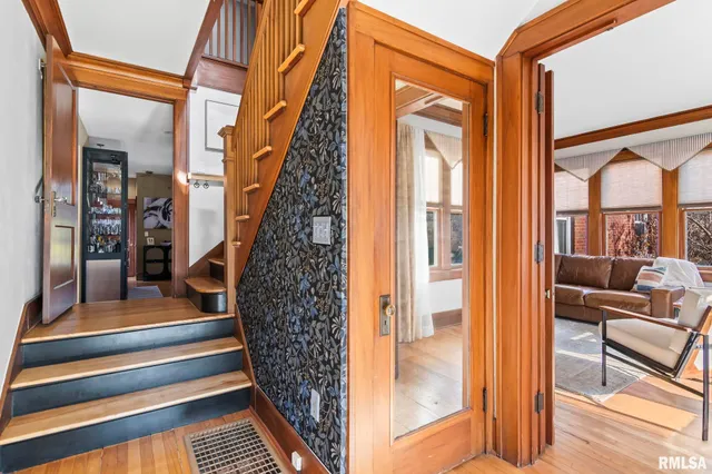 $725,000 | 1037 Woodland Avenue, Springfield, IL 62704