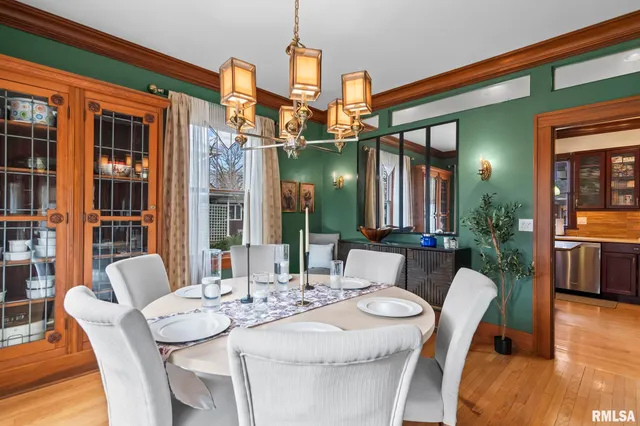 $725,000 | 1037 Woodland Avenue, Springfield, IL 62704