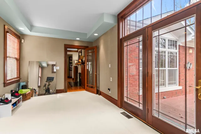 $725,000 | 1037 Woodland Avenue, Springfield, IL 62704