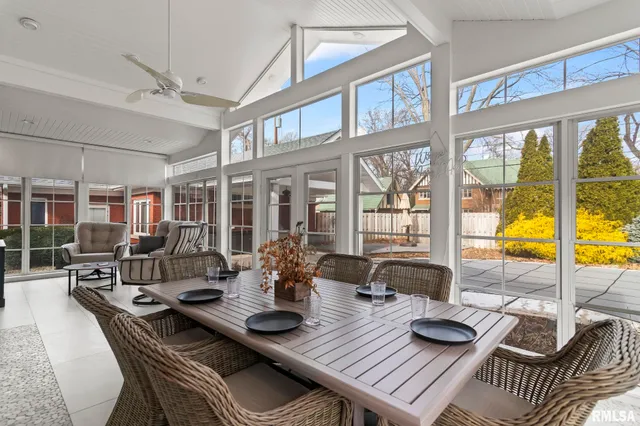 $725,000 | 1037 Woodland Avenue, Springfield, IL 62704