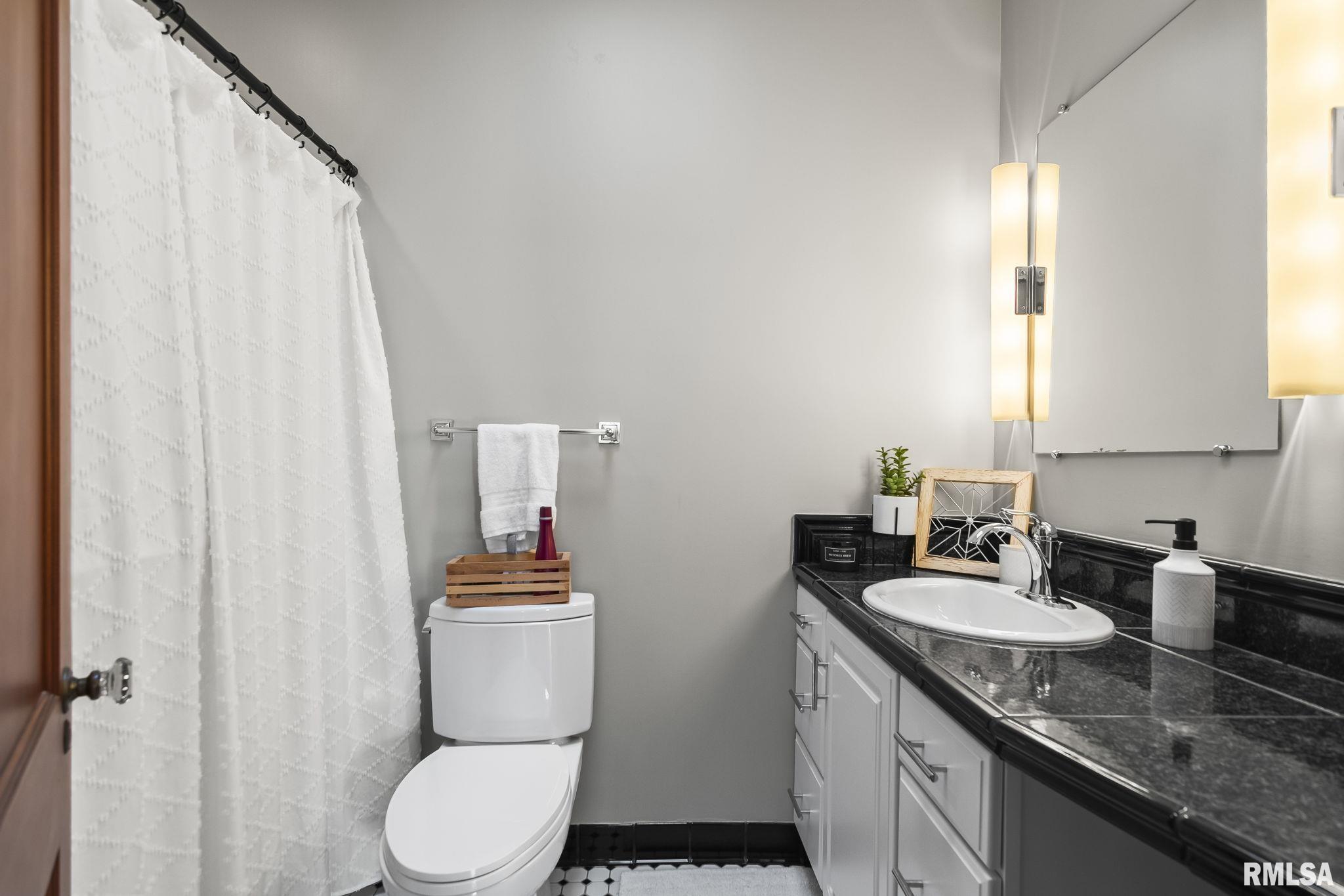 1037 Woodland Avenue Springfield, IL 62704 - Photo 57 of 89