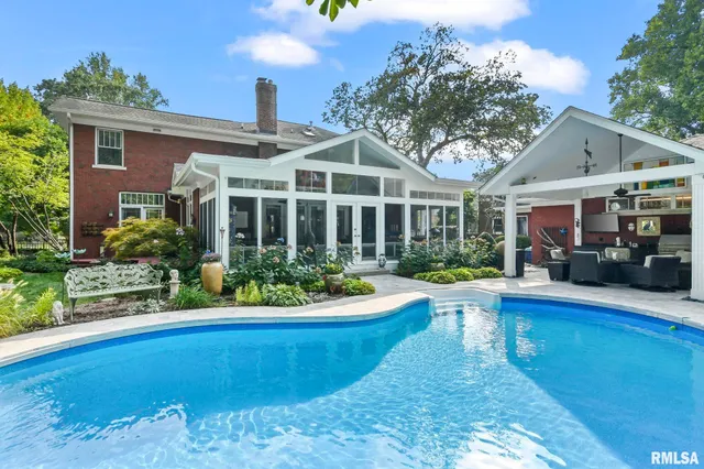 $725,000 | 1037 Woodland Avenue, Springfield, IL 62704