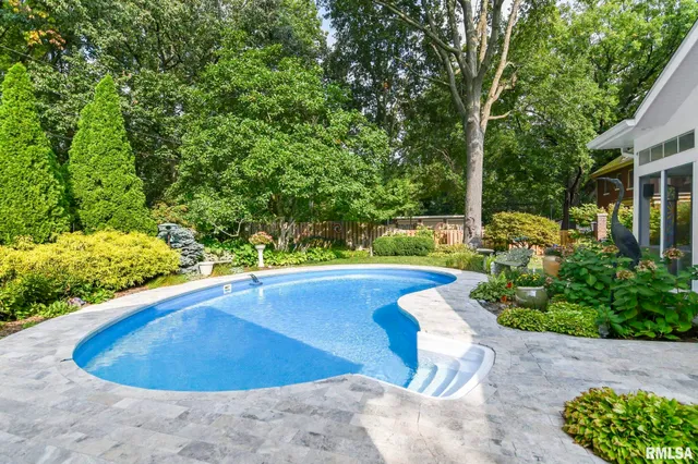 $725,000 | 1037 Woodland Avenue, Springfield, IL 62704