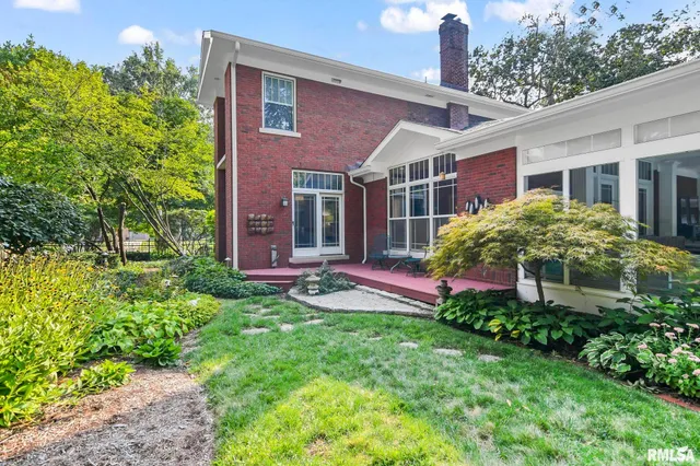 $725,000 | 1037 Woodland Avenue, Springfield, IL 62704