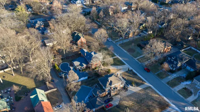 $725,000 | 1037 Woodland Avenue, Springfield, IL 62704