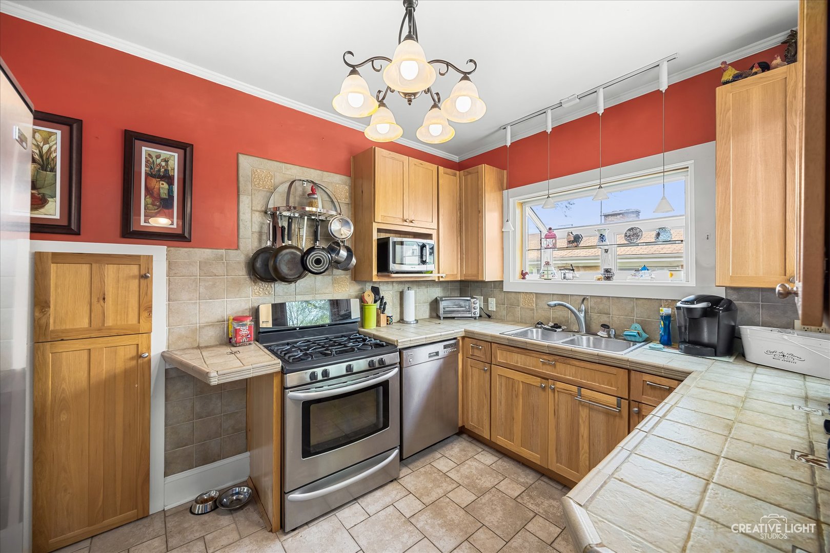 113 South Westmore-Meyers Road Lombard, IL 60148 - Photo 5 of 43
