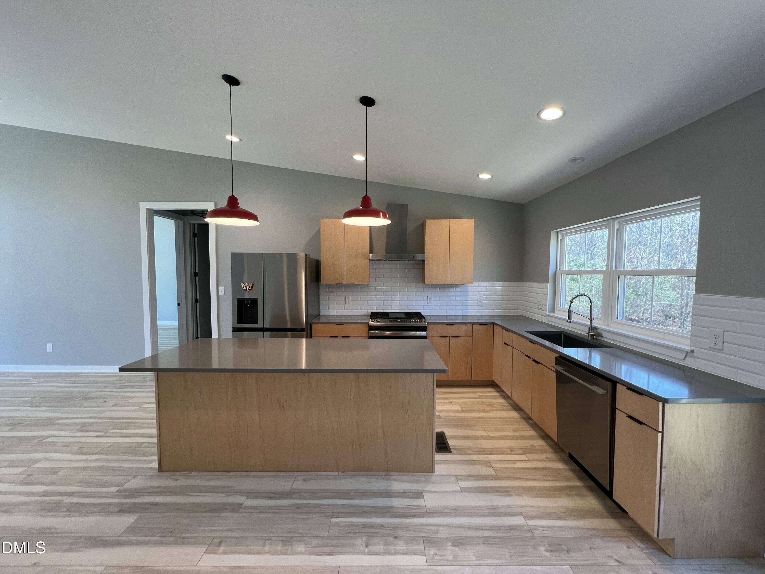 5470 Thom Road Mebane, NC 27302 - Photo 4 of 26 Kitchen