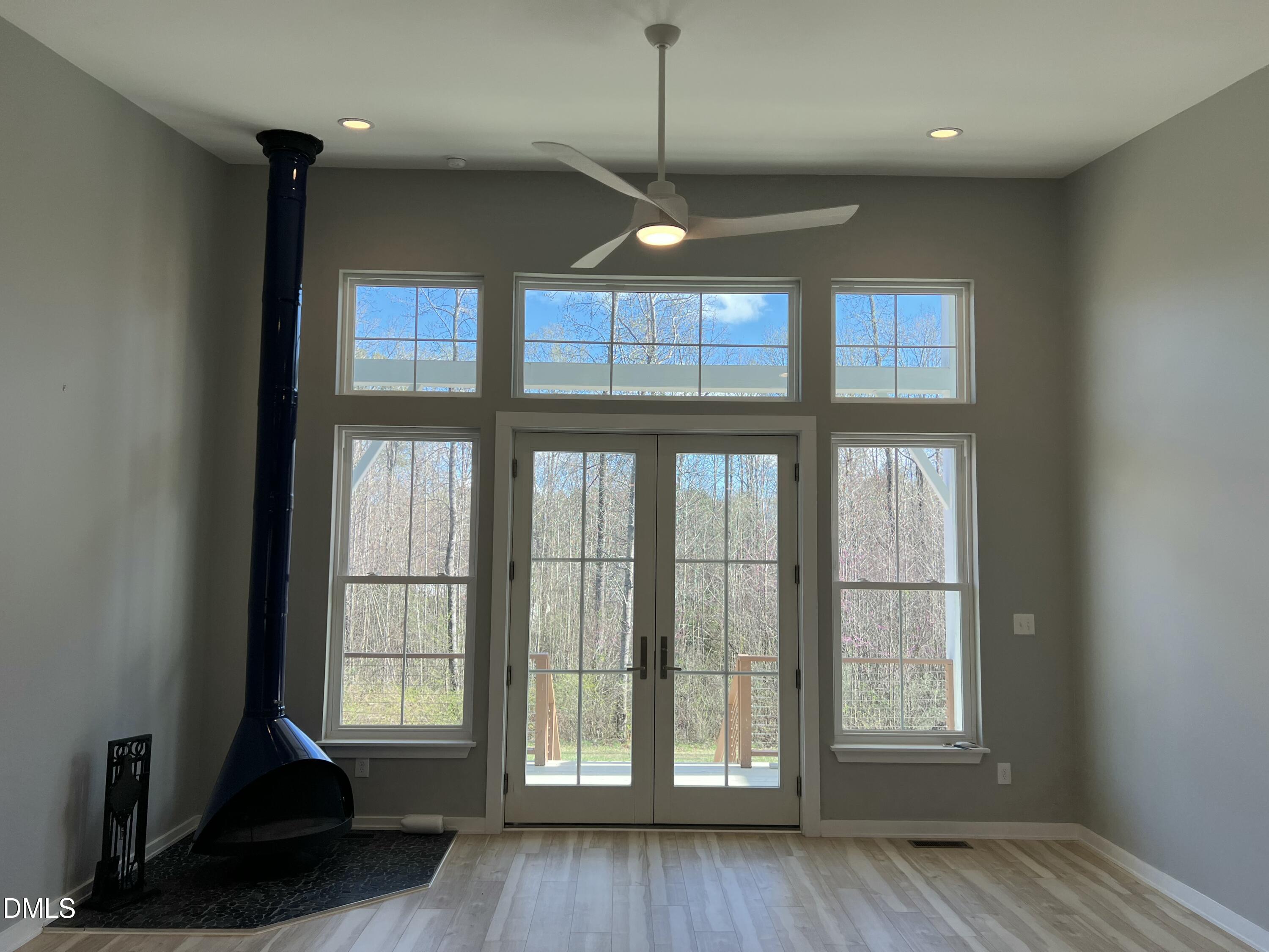 5470 Thom Road Mebane, NC 27302 - Photo 7 of 26 View out front