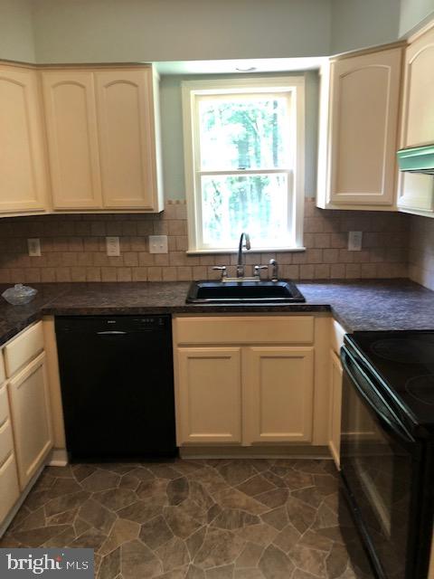 3416 Clayton Road Joppa, MD 21085 - Photo 7 of 26 Kitchen