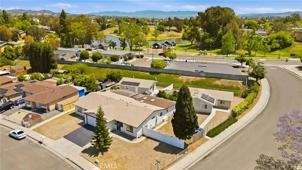 $1,100,000 | 260 Lustrosos Street, Oceanside, CA 92057