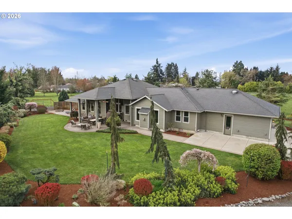 $2,500,000 | 94877 Toftdahl Road, Junction City, OR 97448