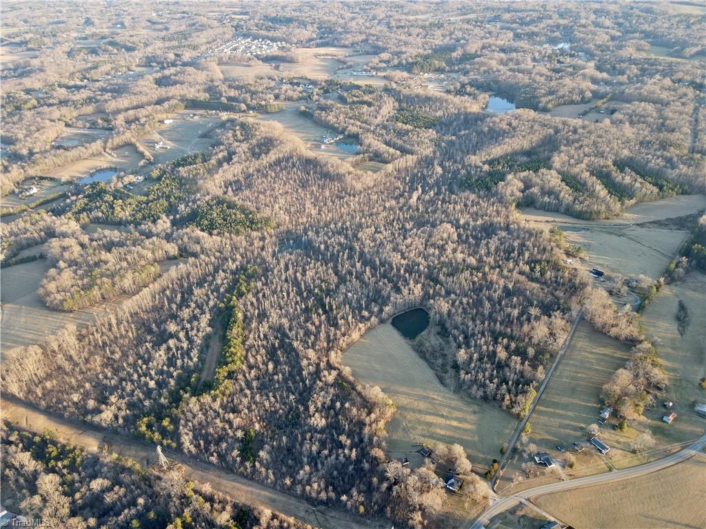 1500 Wiley Lewis Road Greensboro, NC 27406 - Photo 5 of 13