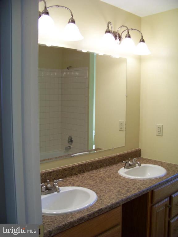 1389 Ridge Road Lebanon, PA 17046 - Photo 8 of 24 Gallery Image 8