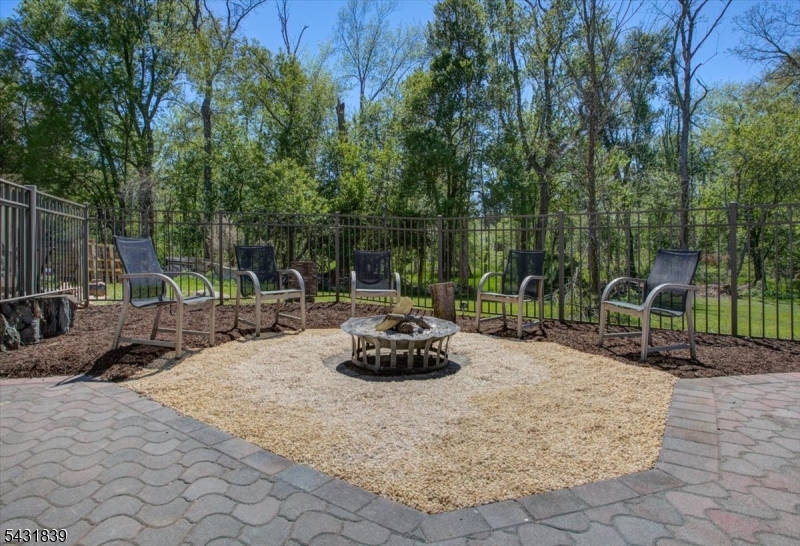 15 Spring Hunter Court Andover, NJ 07821 - Photo 42 of 49