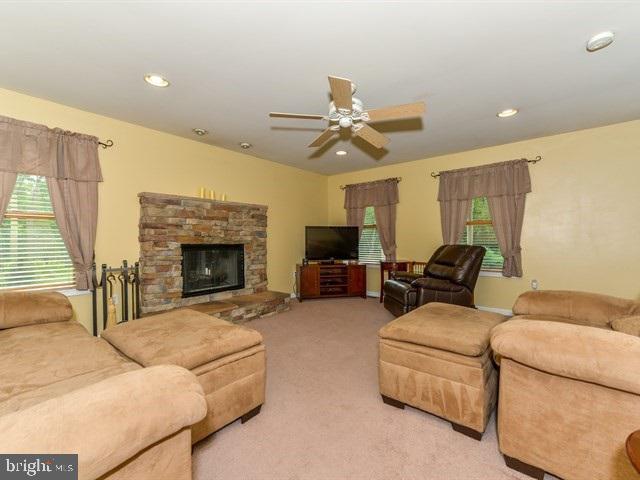 5036 West Canal Road Dover, PA 17315 - Photo 4 of 28 Living Room