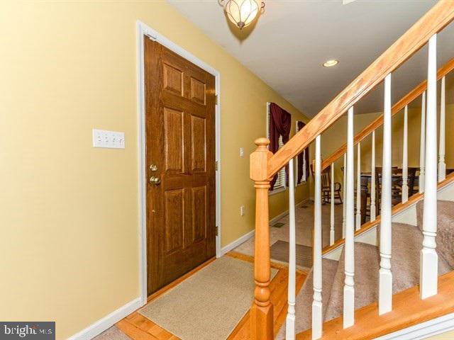 5036 West Canal Road Dover, PA 17315 - Photo 5 of 28 Entry