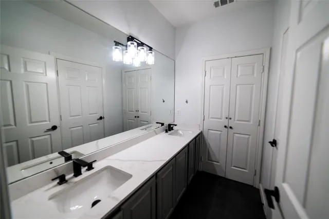 $2,800 | 954 Lloyd's Road, Little Elm, TX 75068