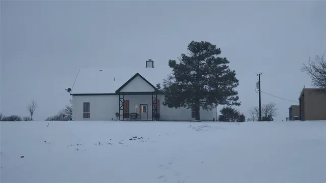 $2,800 | 954 Lloyd's Road, Little Elm, TX 75068