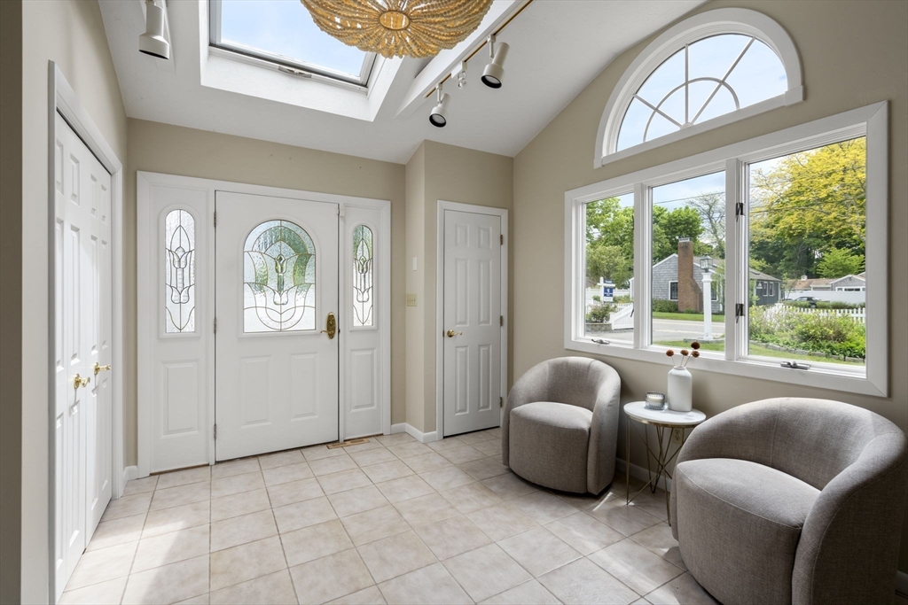 446 Barlows Landing Road Bourne, MA 02559 - Photo 5 of 42