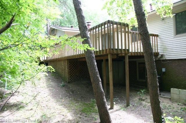 10859 Reynard Road Brighton, MI 48114 - Photo 3 of 16 Back of House