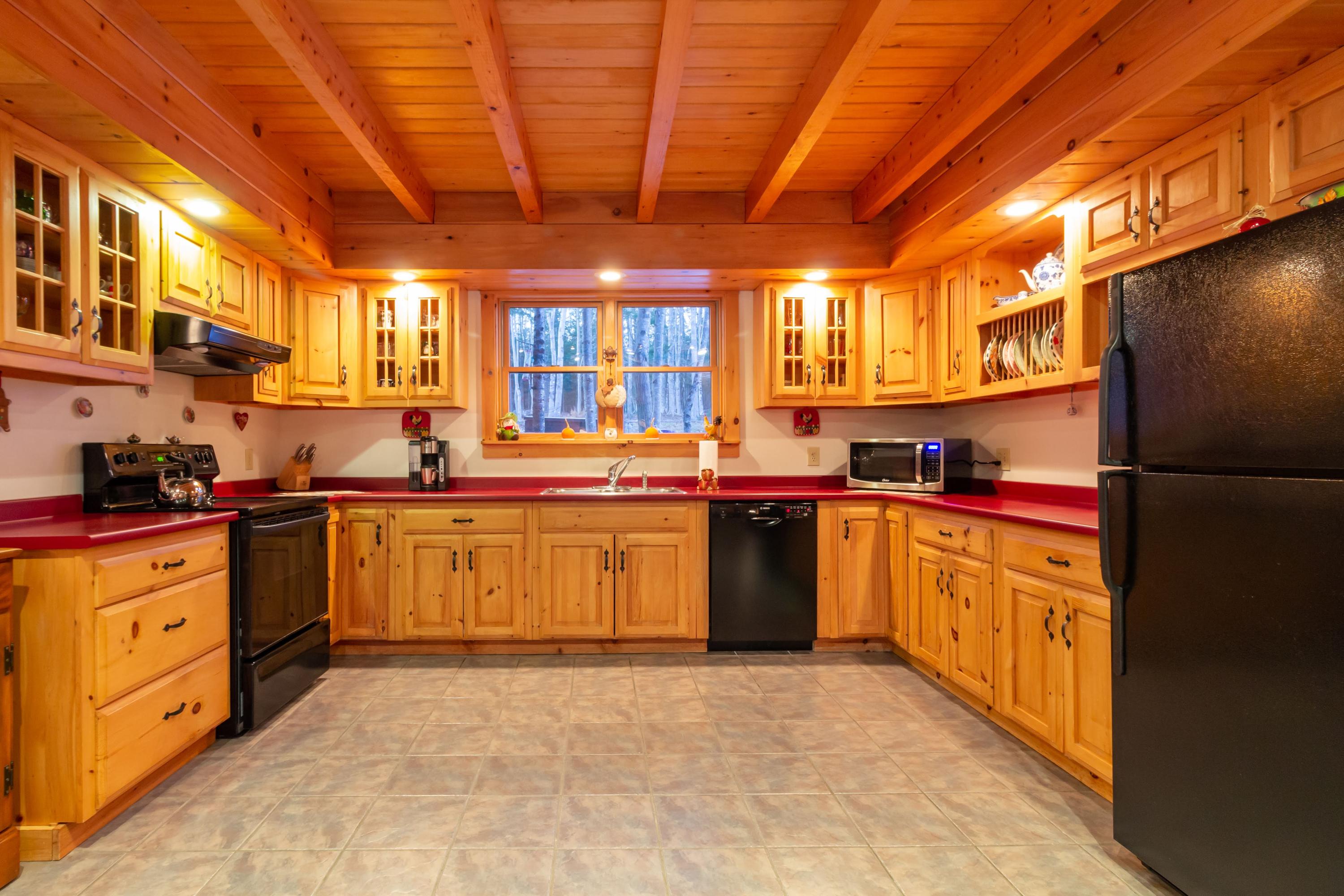 112 Cross Road Bucksport, ME 04416 - Photo 4 of 39 Kitchen