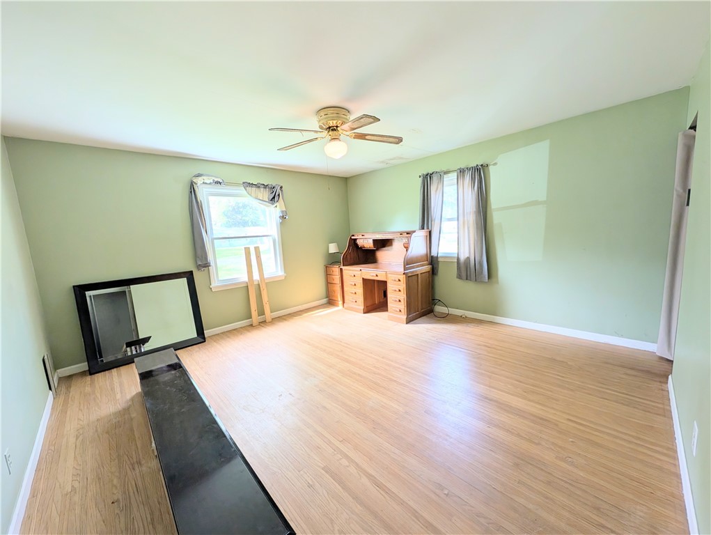 28 Ranch Village Lane Gates, NY 14624 - Photo 6 of 15 Master bedroom