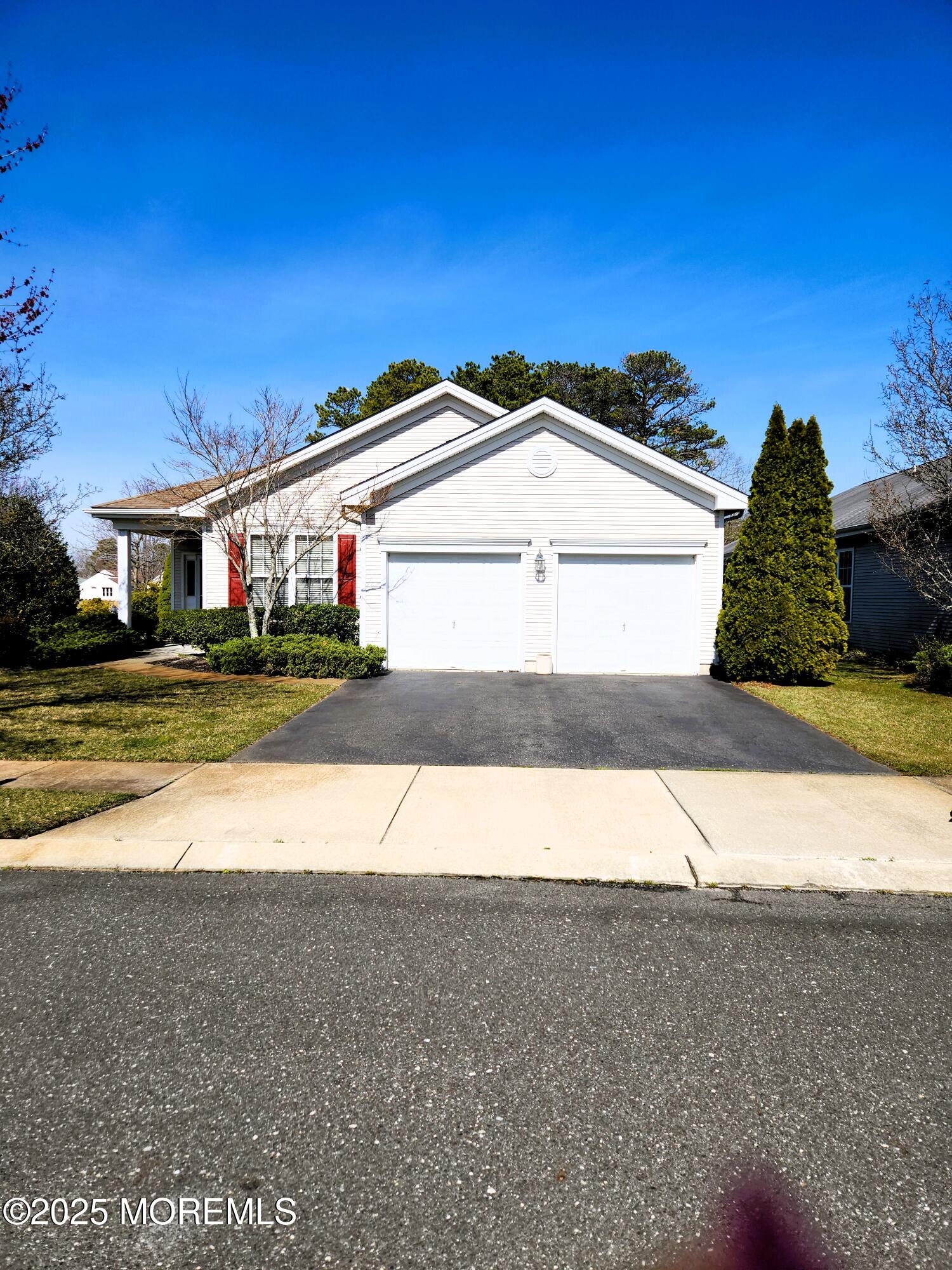 137 Warwick Road Galloway Township, NJ 08205 - Photo 2 of 30 20250323_150138(1)