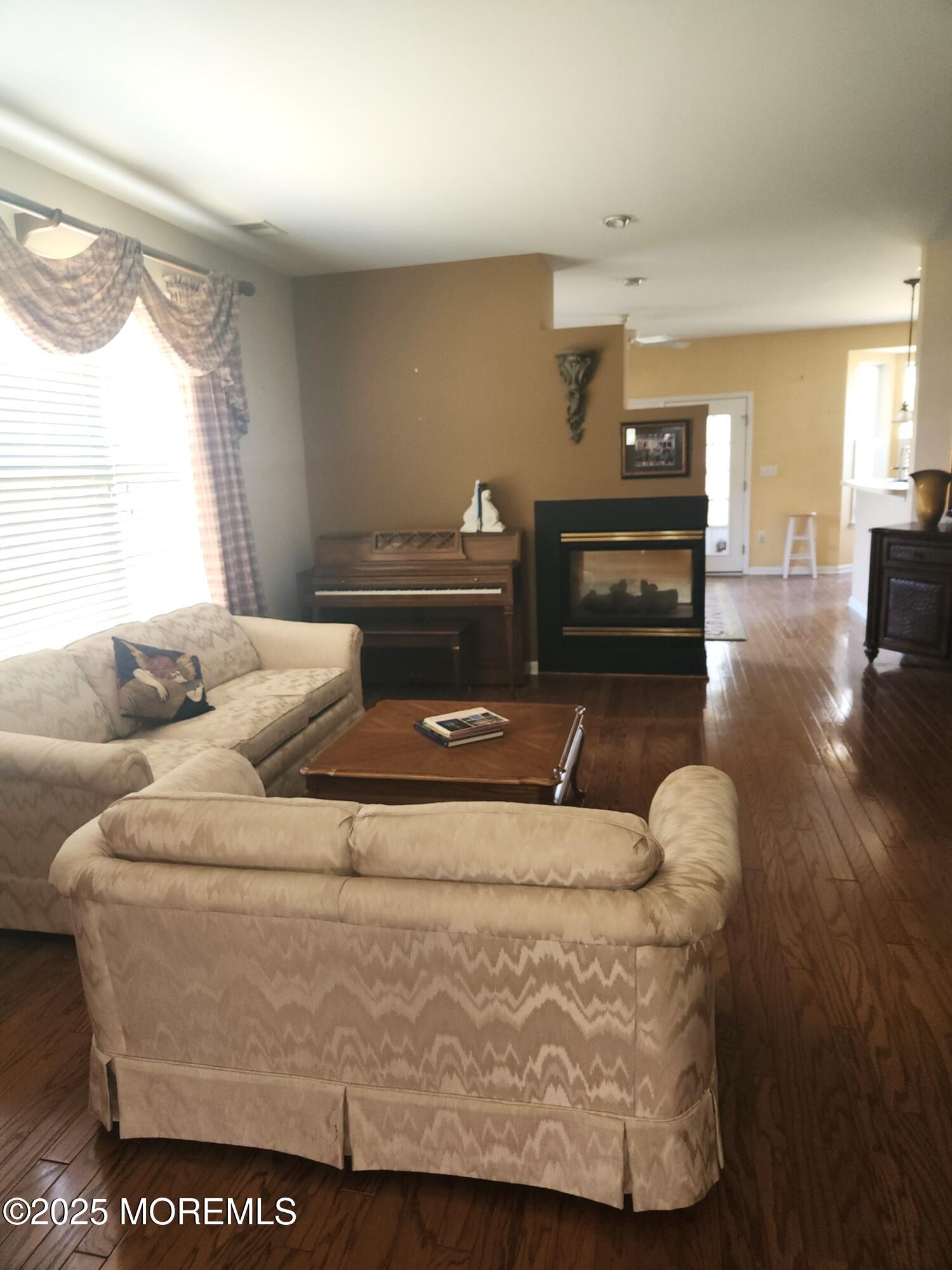 137 Warwick Road Galloway Township, NJ 08205 - Photo 5 of 30 20250323_141404