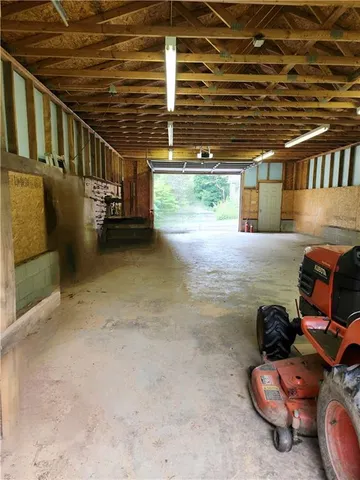 $600,000 | 147 Kesler Drive, Ligonier, PA 15658