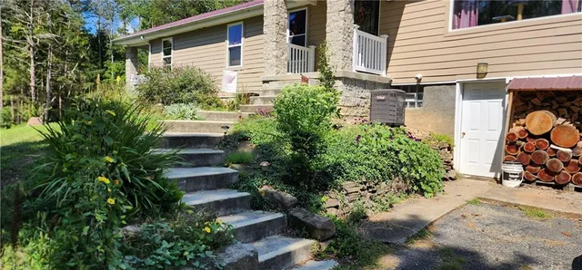 $600,000 | 147 Kesler Drive, Ligonier, PA 15658