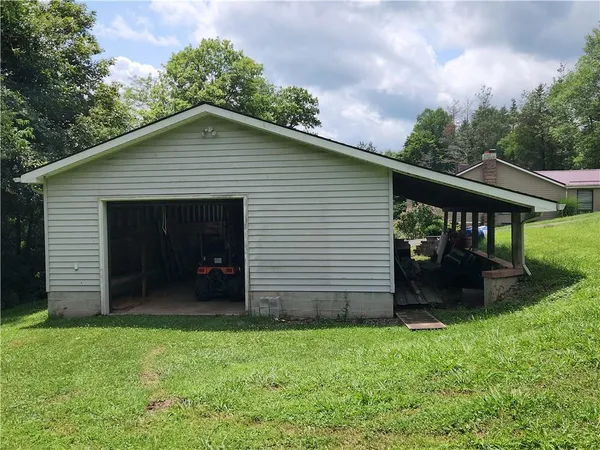 $580,000 | 147 Kesler Drive, Ligonier, PA 15658