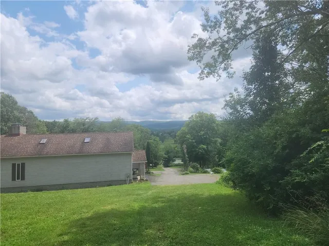 $600,000 | 147 Kesler Drive, Ligonier, PA 15658