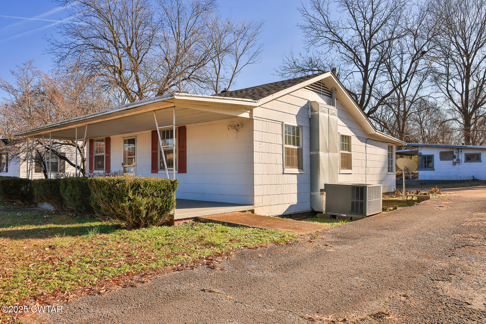 2001 West Main Street Milan, TN 38358 - Photo 2 of 25 FT8A1204