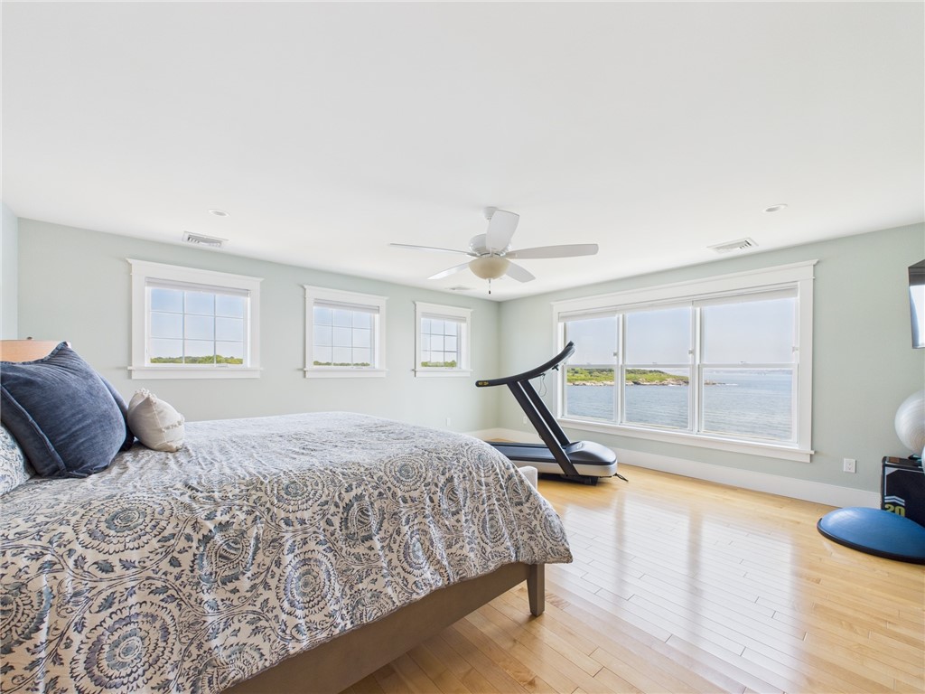 4 Clarkes Village Road Jamestown, RI 02835 - Photo 10 of 31