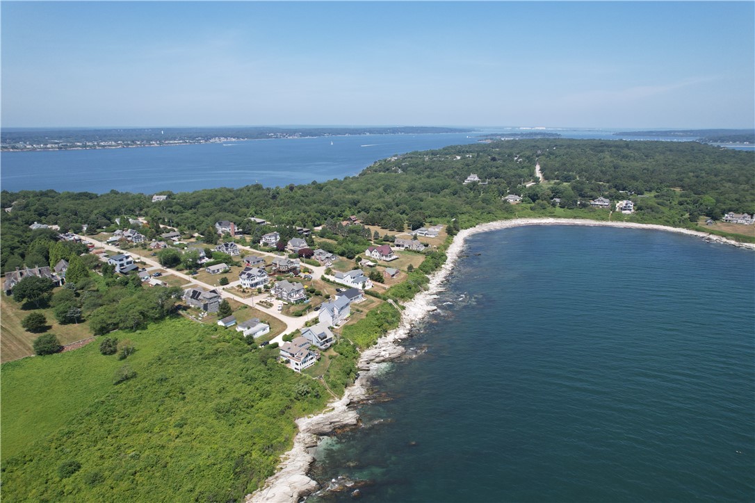 4 Clarkes Village Road Jamestown, RI 02835 - Photo 26 of 31