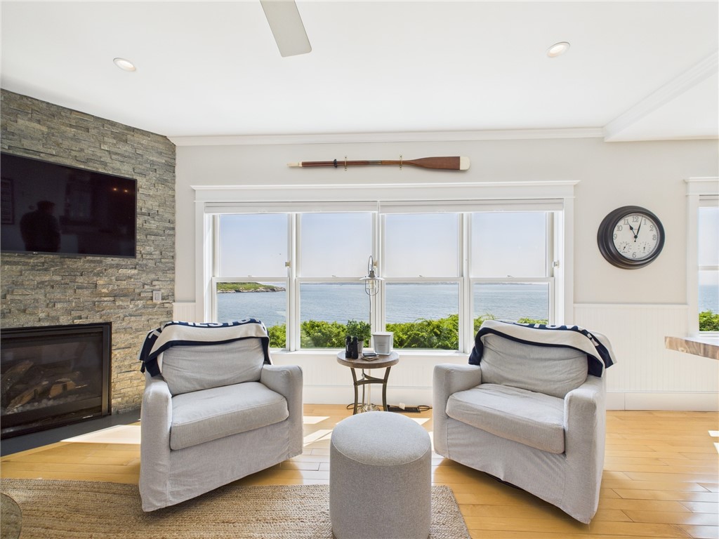 4 Clarkes Village Road Jamestown, RI 02835 - Photo 5 of 31