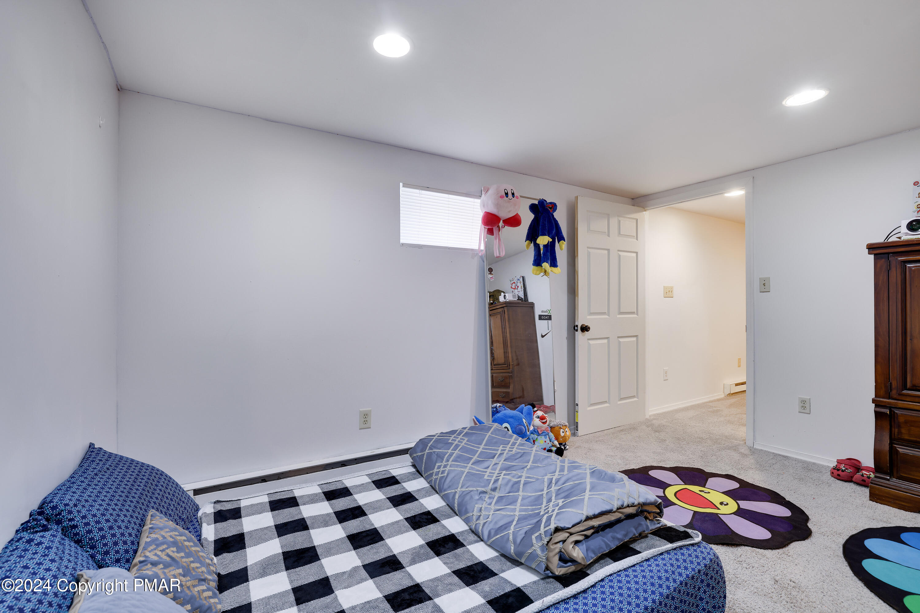 175 Rock Road East Stroudsburg, PA 18302 - Photo 28 of 43 Bedroom 4