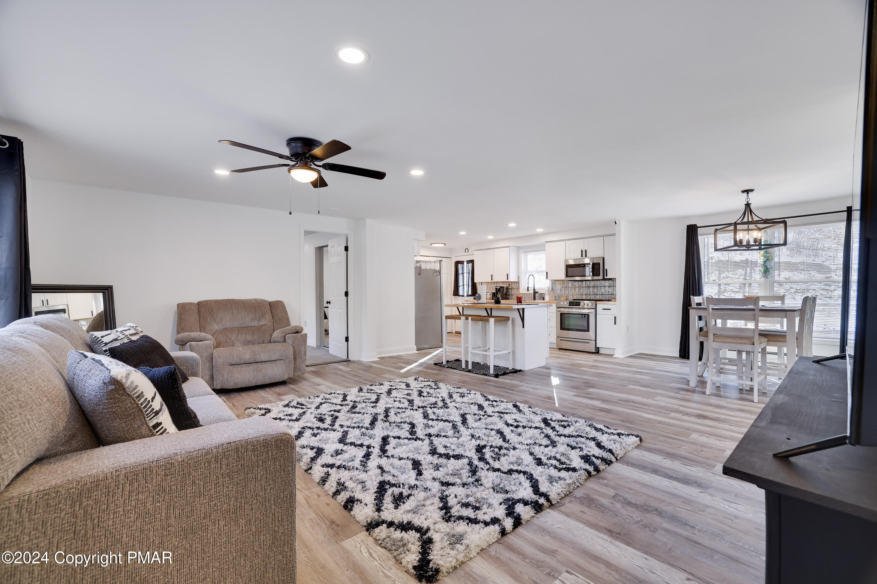 175 Rock Road East Stroudsburg, PA 18302 - Photo 3 of 43 Open Concept