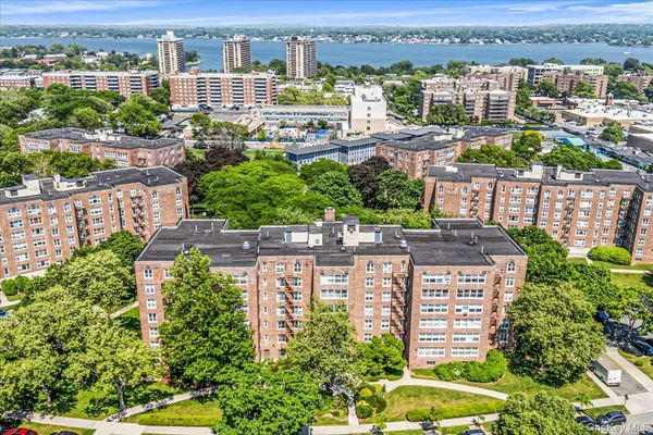 $489,900 | 18-65 211th Street, Unit 3K | Bay Terrace