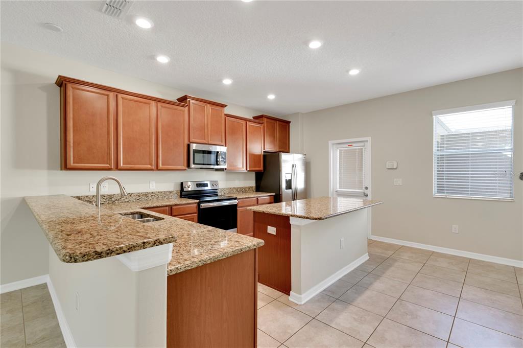 5636 Water Rose Road Winter Garden, FL 34787 - Photo 9 of 43