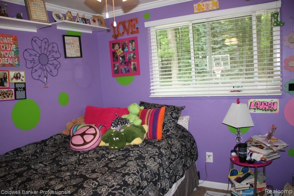 2862 Powderhorn Ridge Road Rochester, MI 48309 - Photo 18 of 19 IMG_9971.jpg