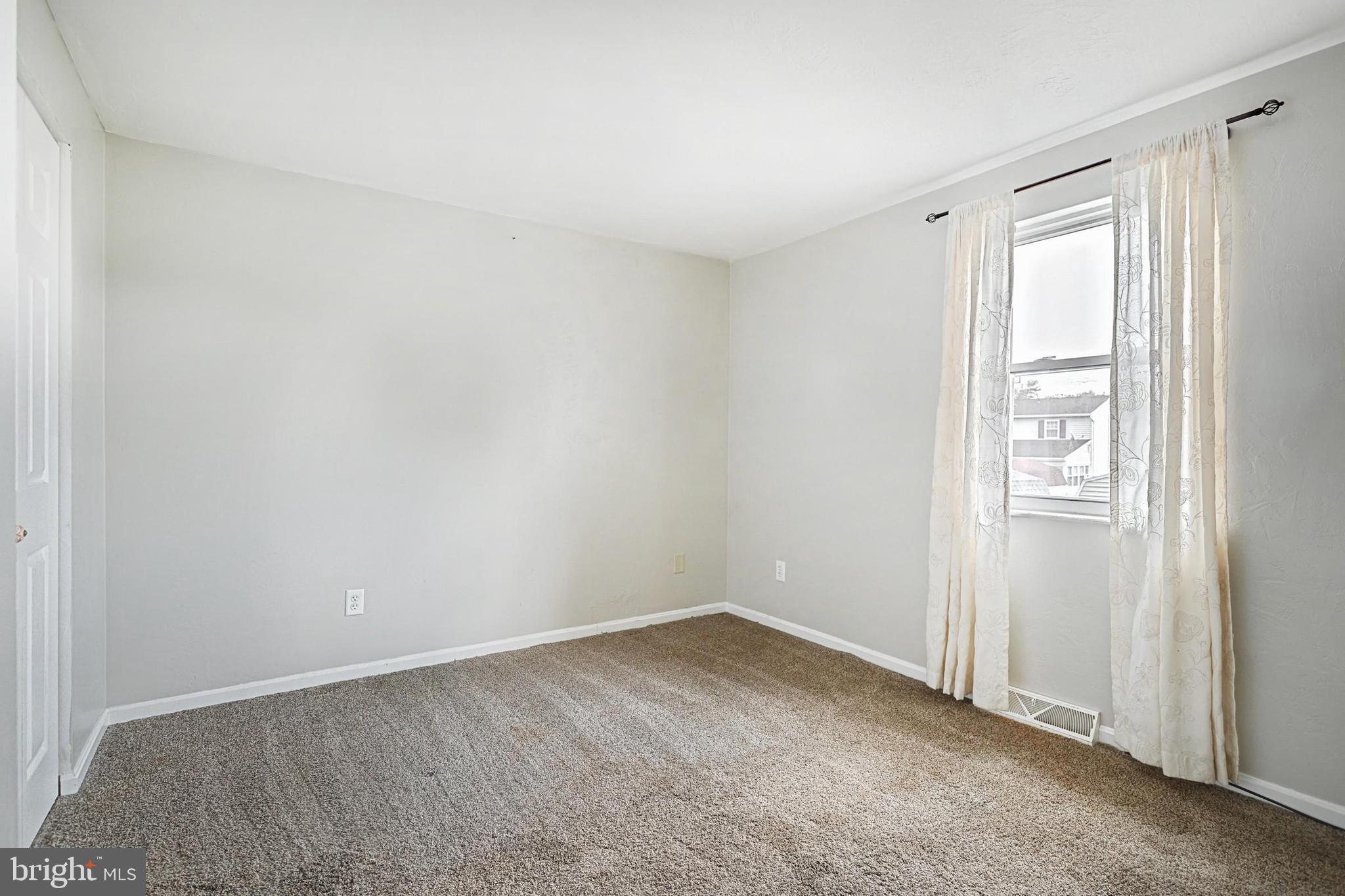 2398 Heather Road York, PA 17408 - Photo 16 of 26 Gallery Image 16