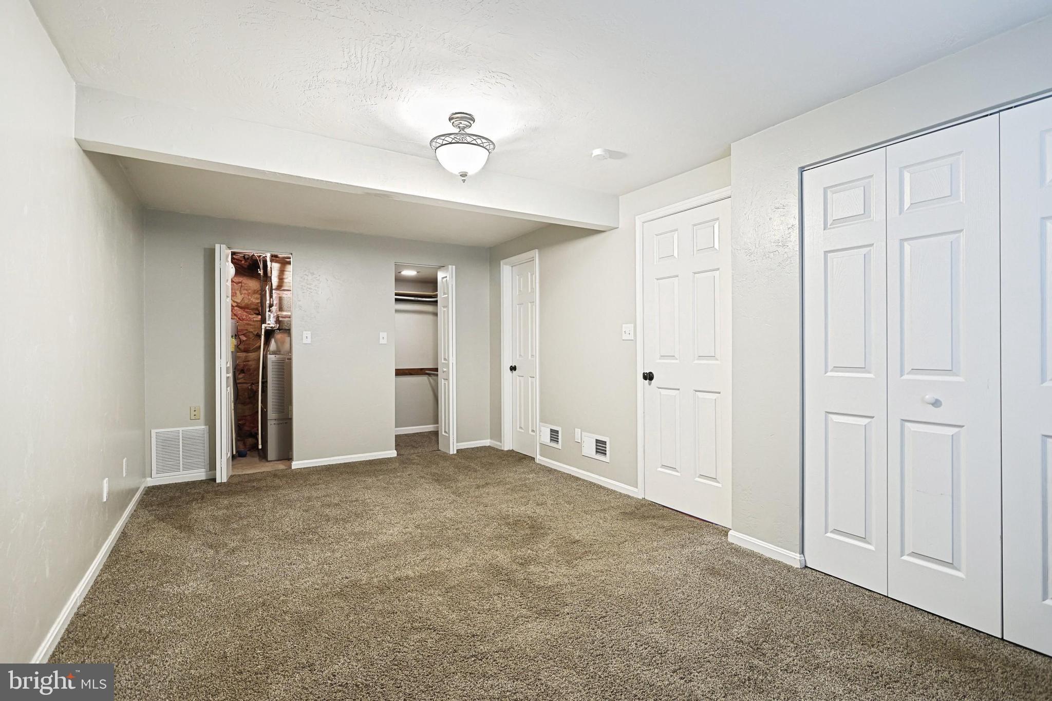 2398 Heather Road York, PA 17408 - Photo 20 of 26 Gallery Image 20