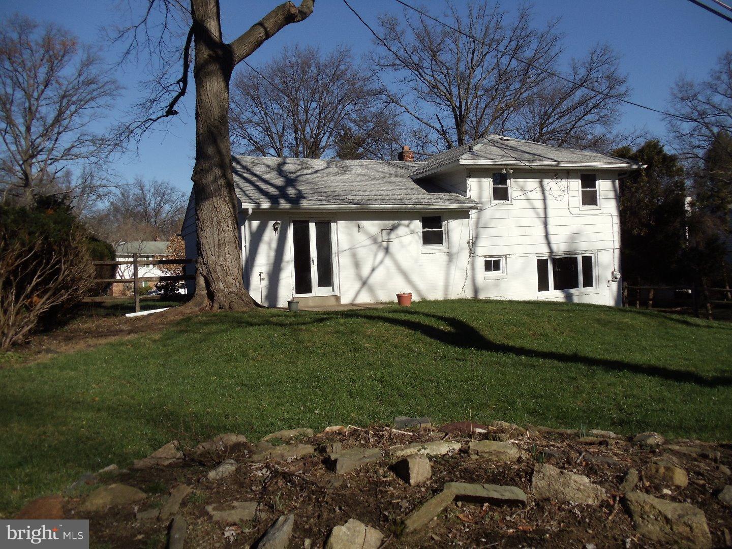 46 Boncouer Road Cheltenham, PA 19012 - Photo 4 of 25 Gallery Image 4