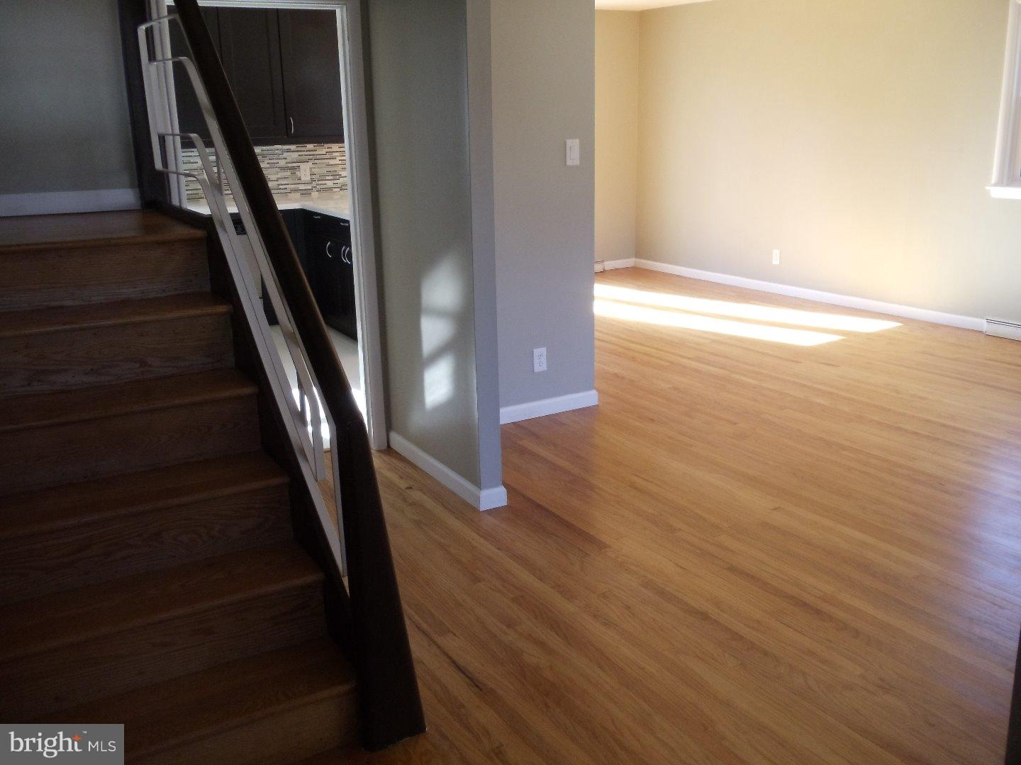46 Boncouer Road Cheltenham, PA 19012 - Photo 8 of 25 Gallery Image 8