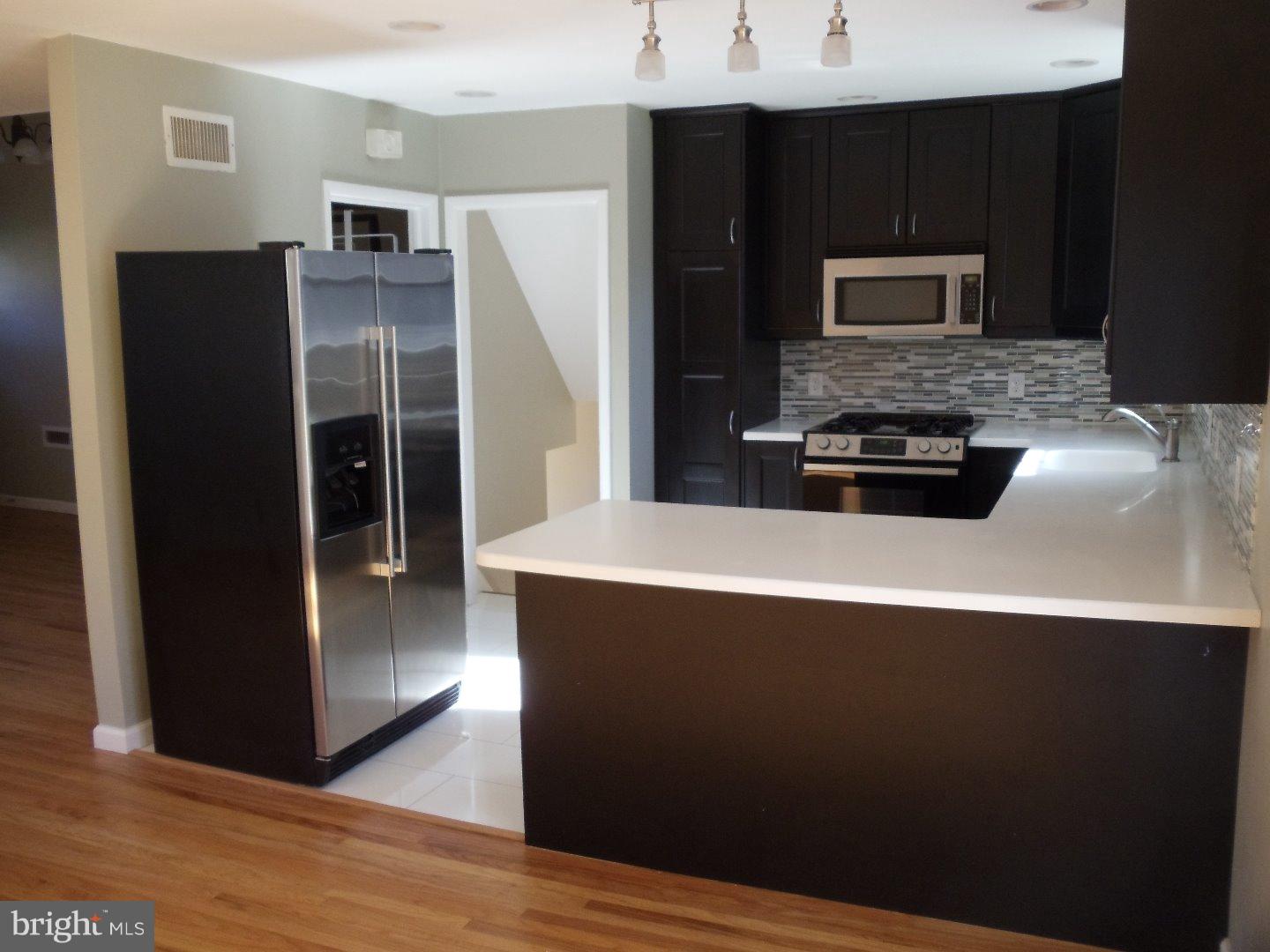 46 Boncouer Road Cheltenham, PA 19012 - Photo 9 of 25 Gallery Image 9