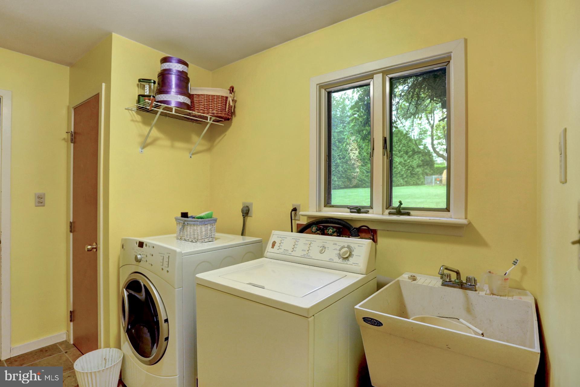 311 Fairview Road Reading, PA 19606 - Photo 24 of 37 Gallery Image 24